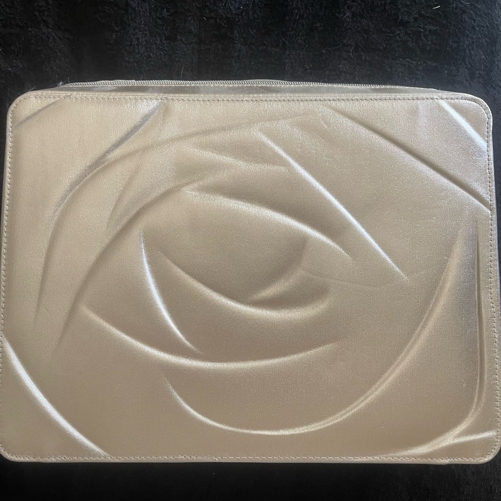 Lancome Elegant Beige Sleeve